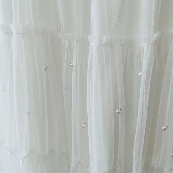Korean Style Fashion White mesh skirt with pearls - Picture 2 of 5